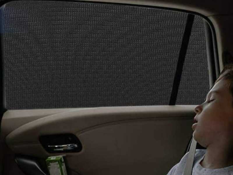 Consigli sul parasole per auto per chi guida d’estate